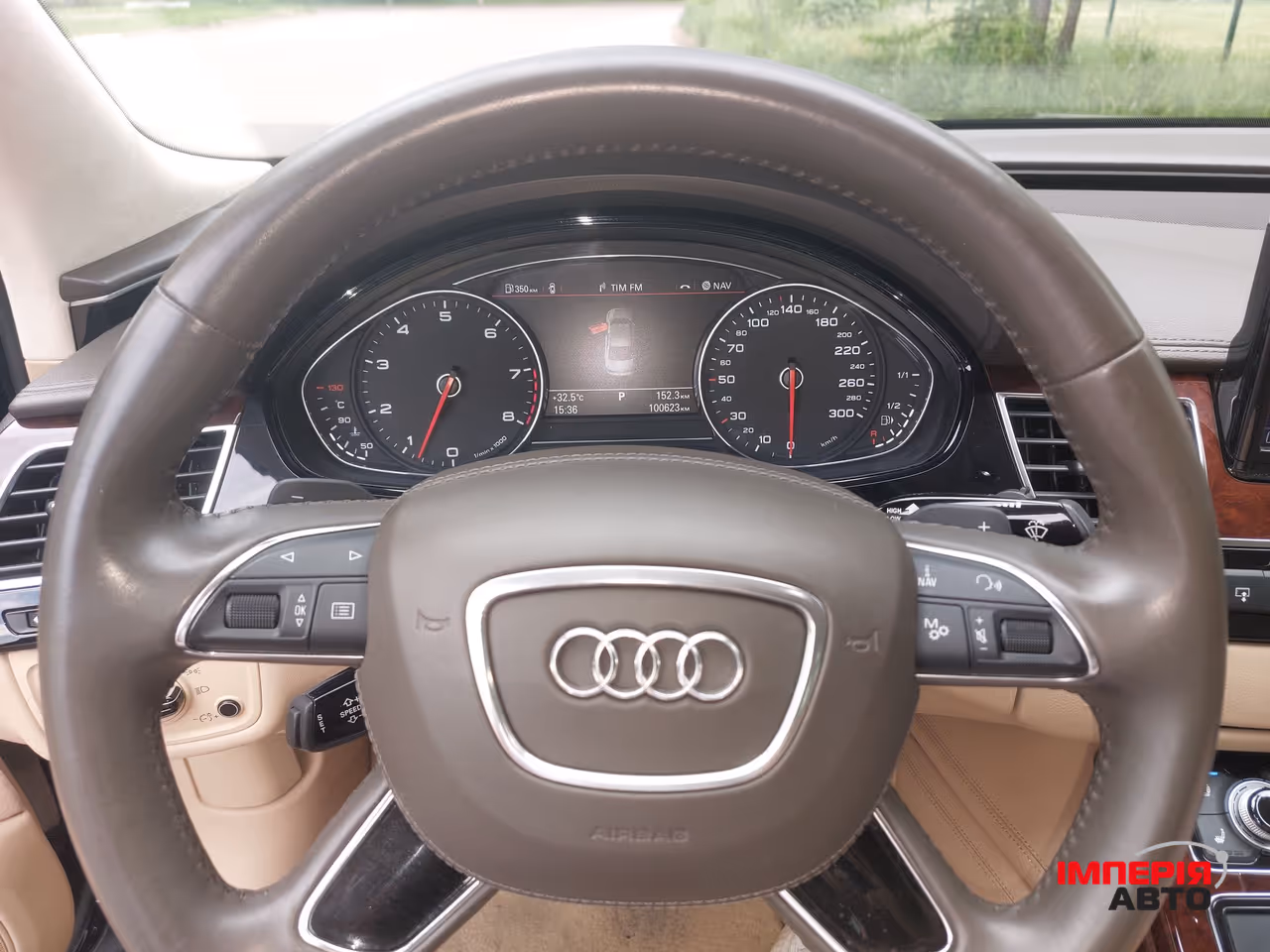 Audi A8 - фото 14