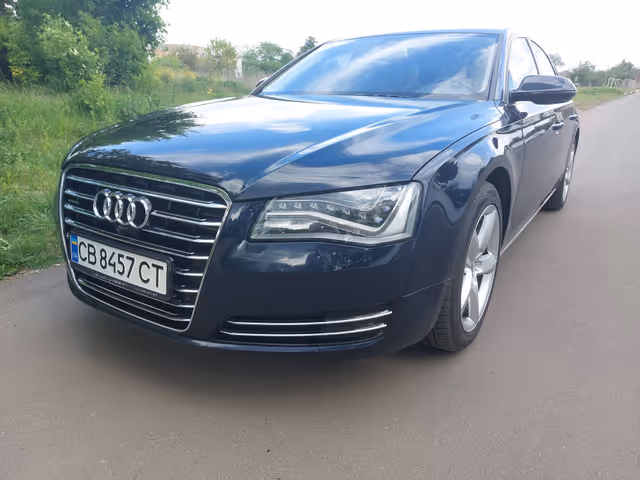 Audi A8 - зображення 1