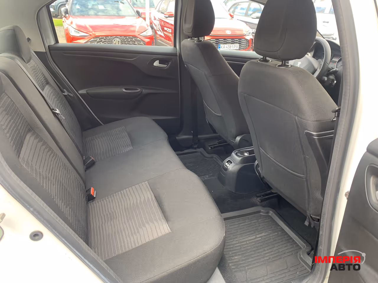 Peugeot 301 - фото 16