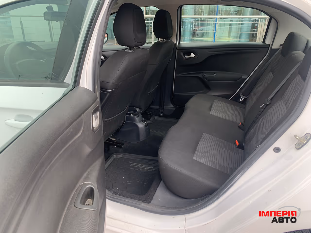 Peugeot 301 - фото 20