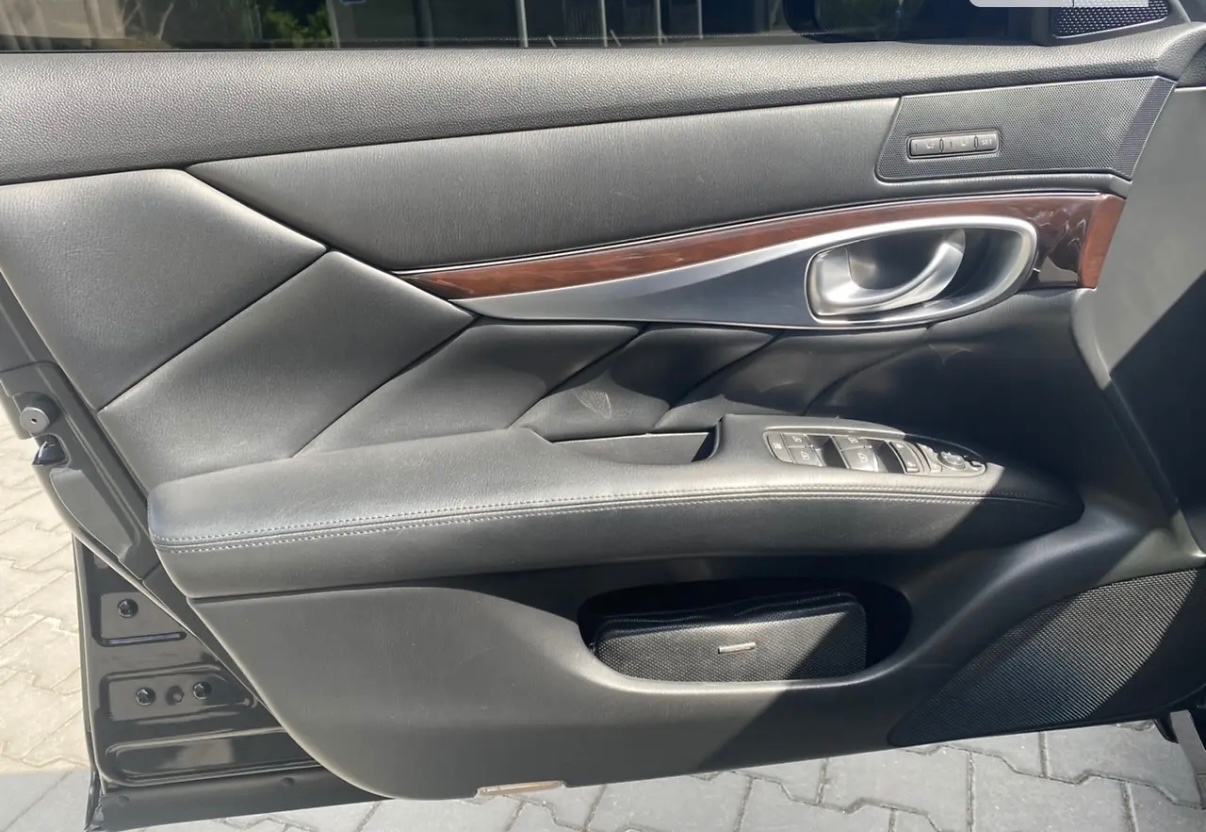 Infiniti Q70 - фото 8