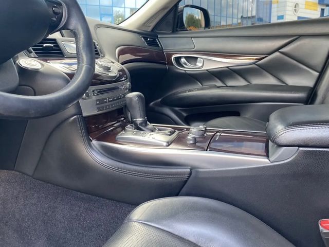 Infiniti Q70 - фото 4