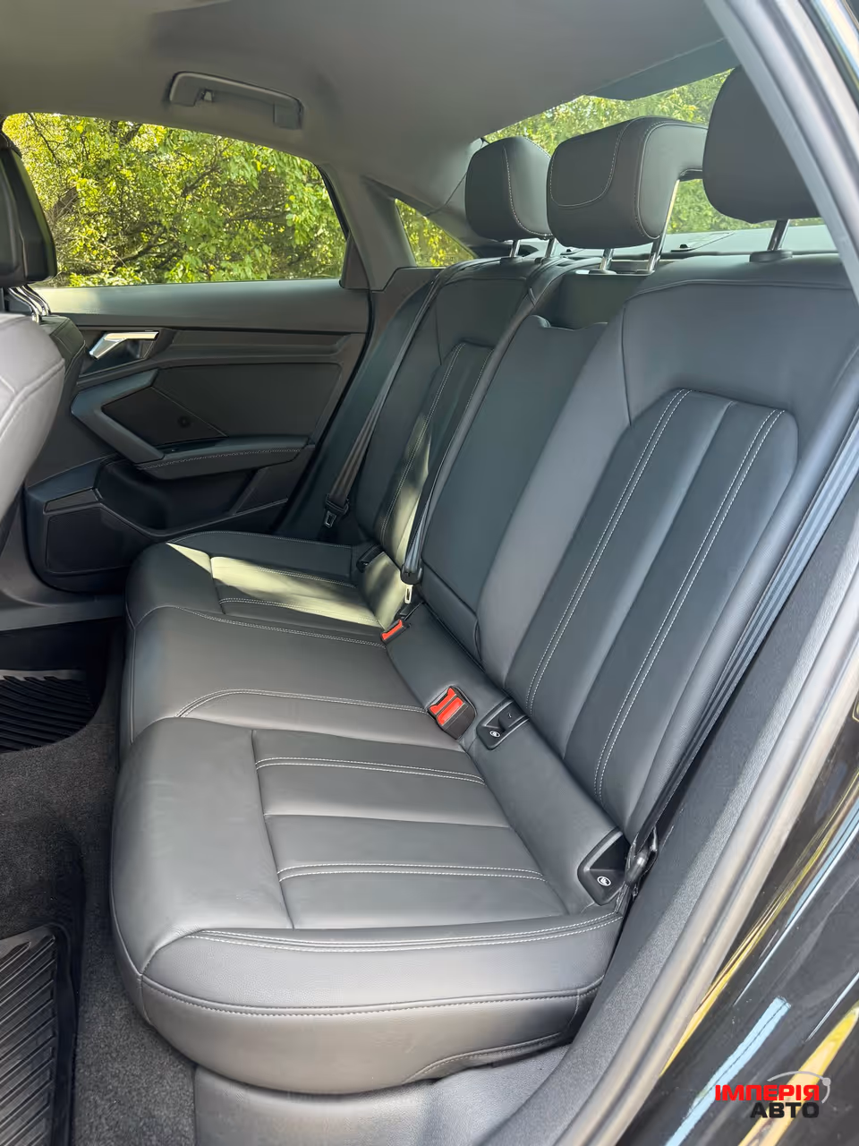 Audi A3 - фото 8