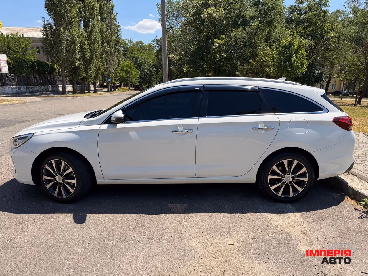 Hyundai i30 - фото 3
