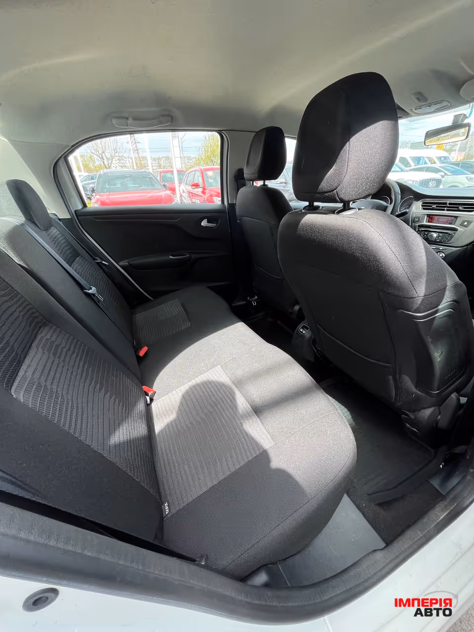 Peugeot 301 - фото 12
