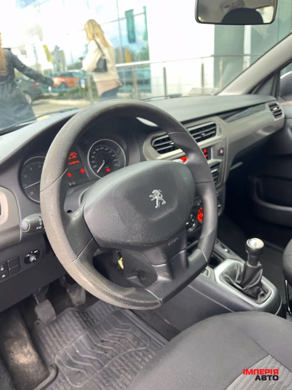 Peugeot 301 - фото 16