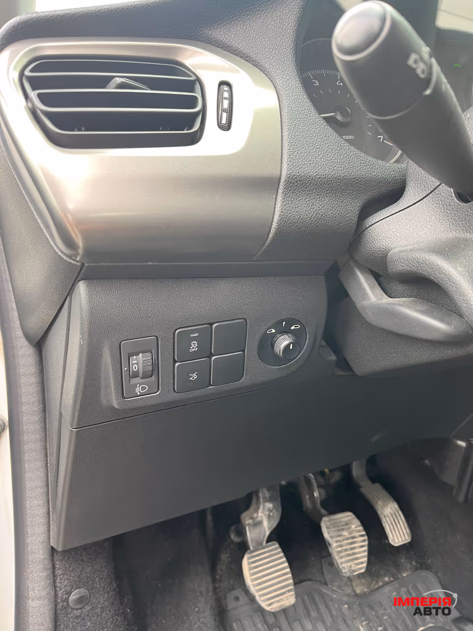 Peugeot 301 - фото 18