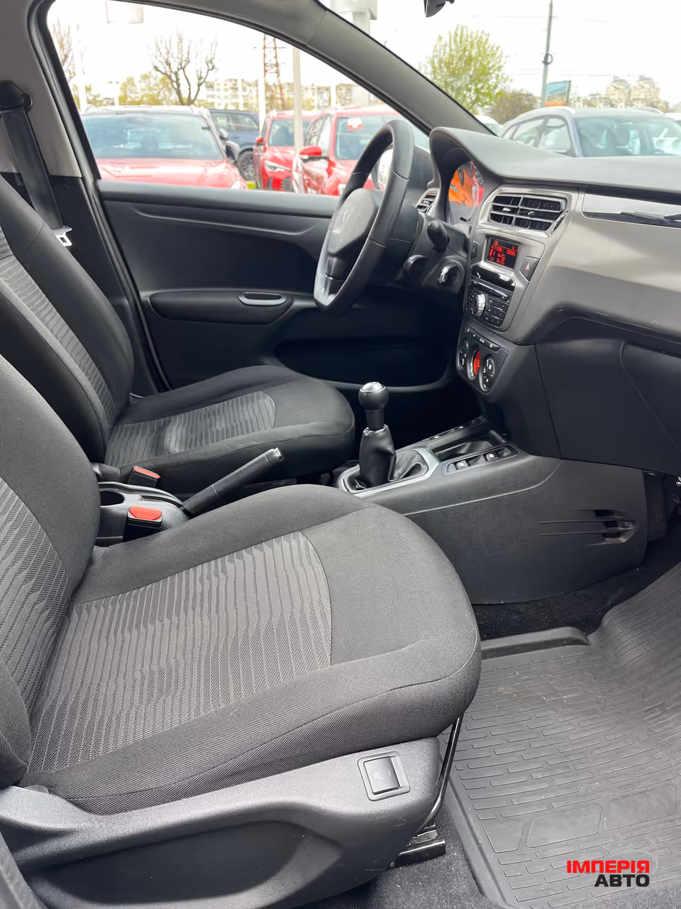Peugeot 301 - фото 14
