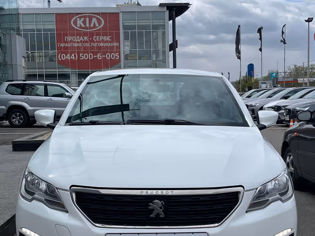 Peugeot 301 - фото 3