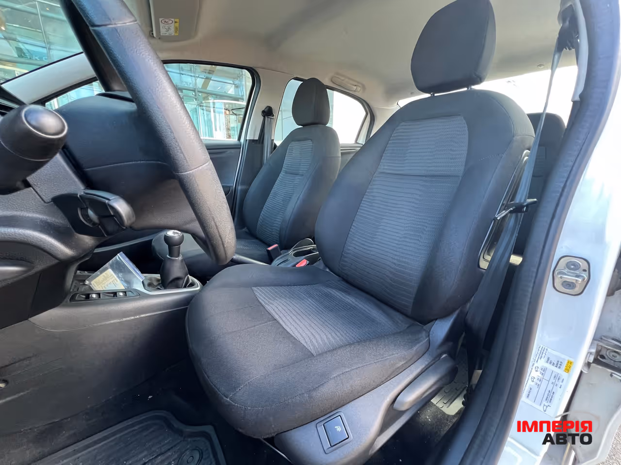 Peugeot 301 - фото 2