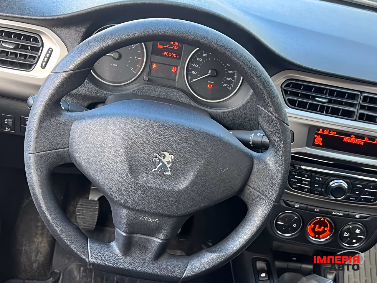 Peugeot 301 - фото 8