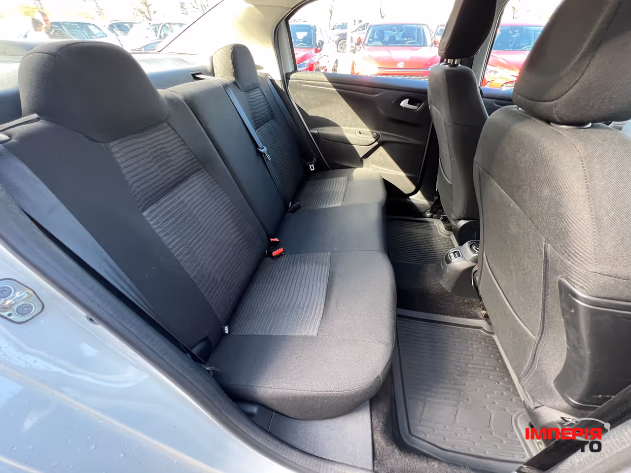 Peugeot 301 - фото 11