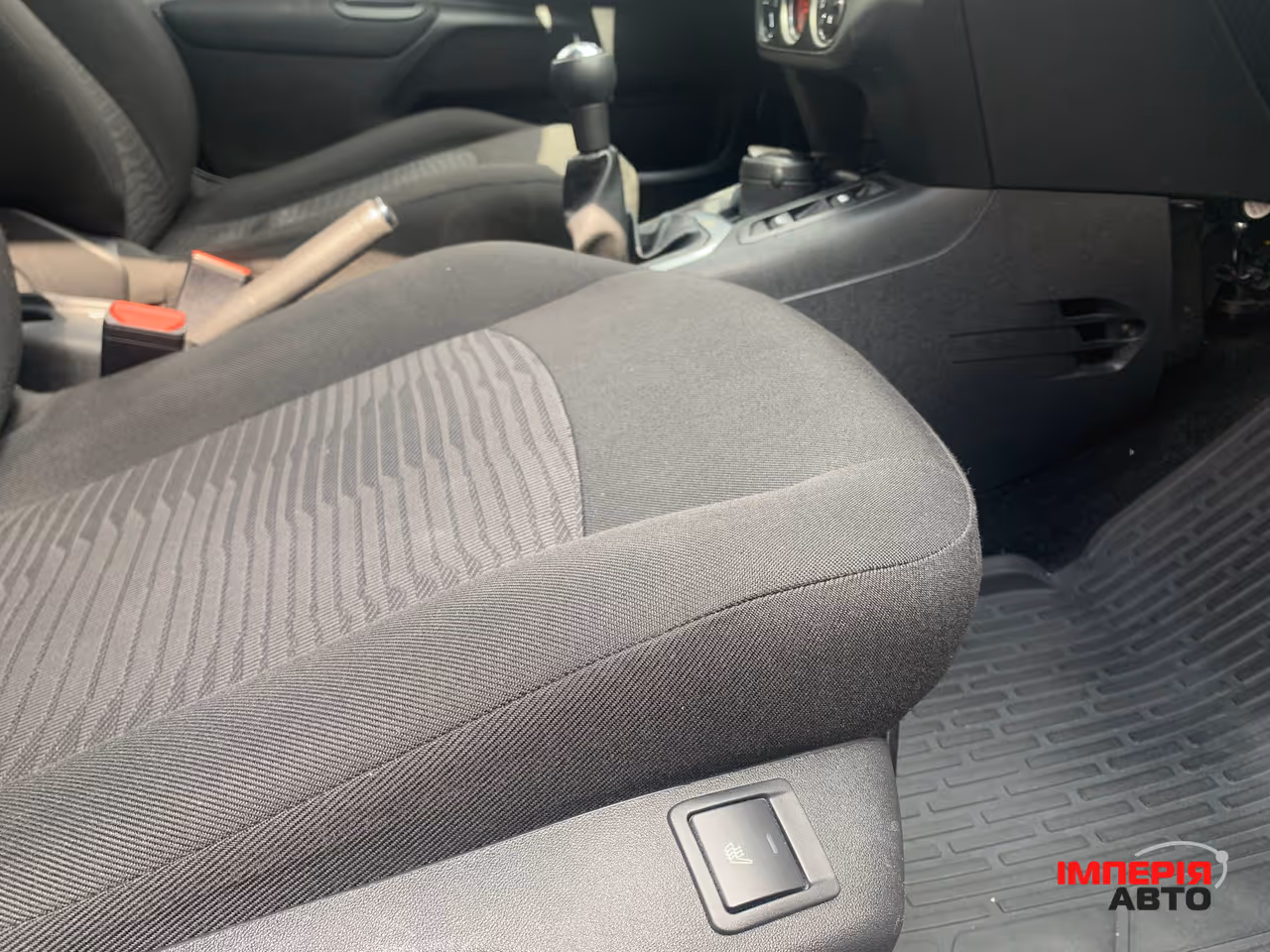 Peugeot 301 - фото 13