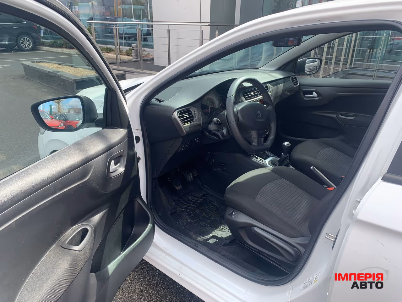 Peugeot 301 - фото 23