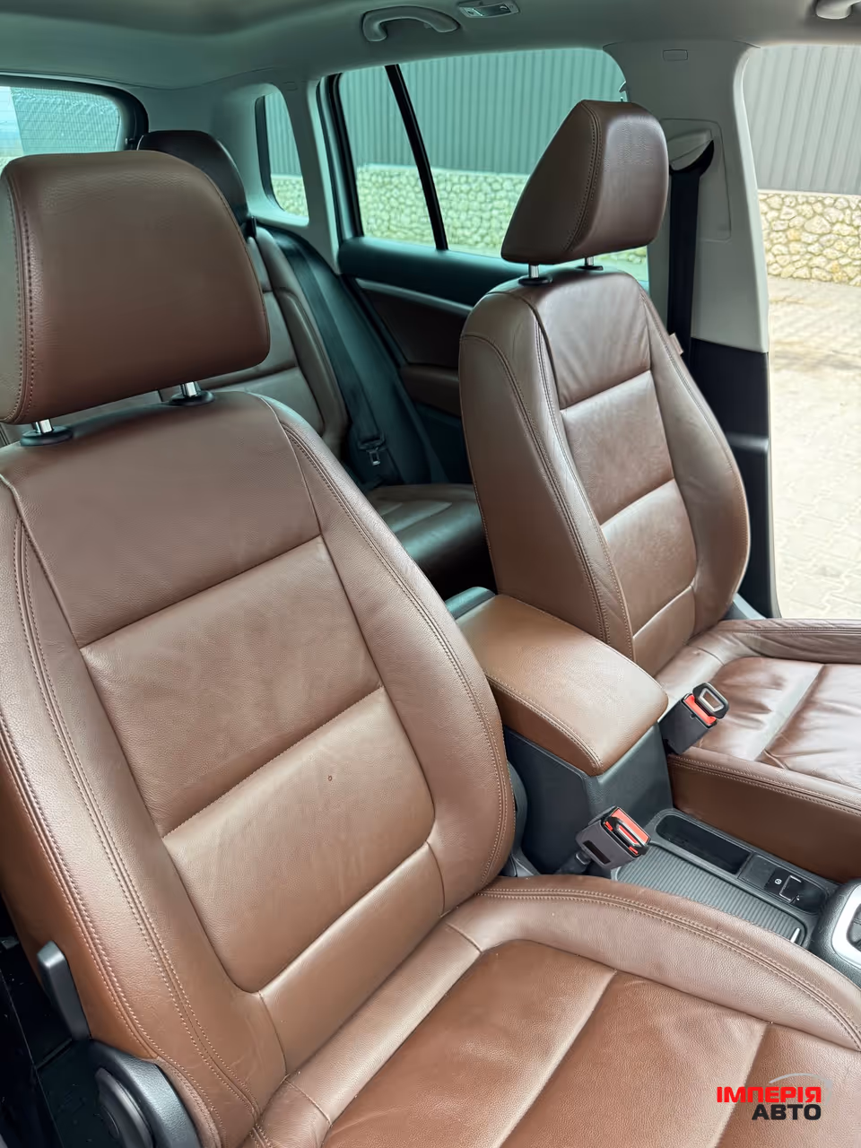 Volkswagen Tiguan - фото 5