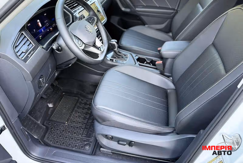 Volkswagen Tiguan - фото 12