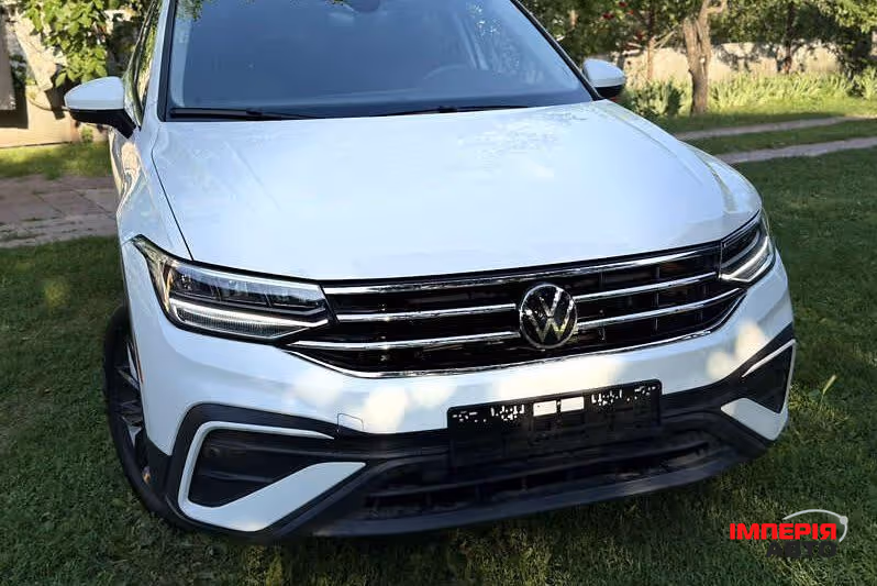 Volkswagen Tiguan - фото 4