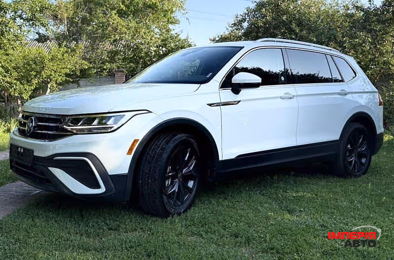 Volkswagen Tiguan - фото 2