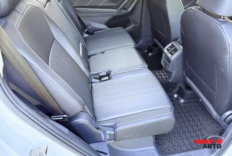 Volkswagen Tiguan - фото 17