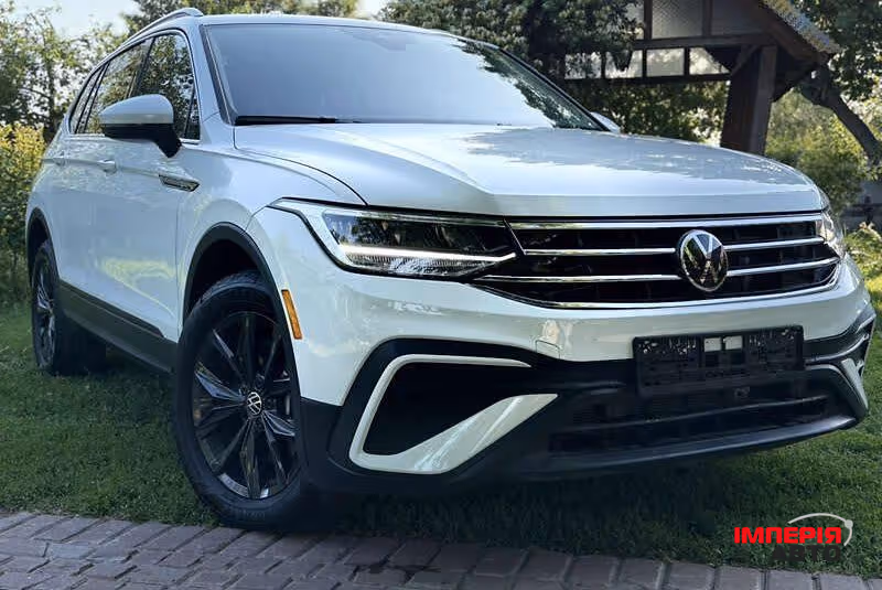 Volkswagen Tiguan - фото 5