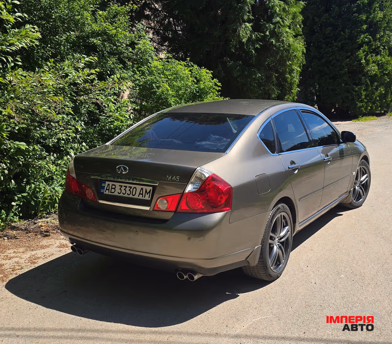 Infiniti M - фото 3