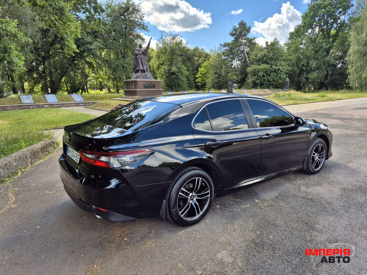 Toyota Camry - фото 5