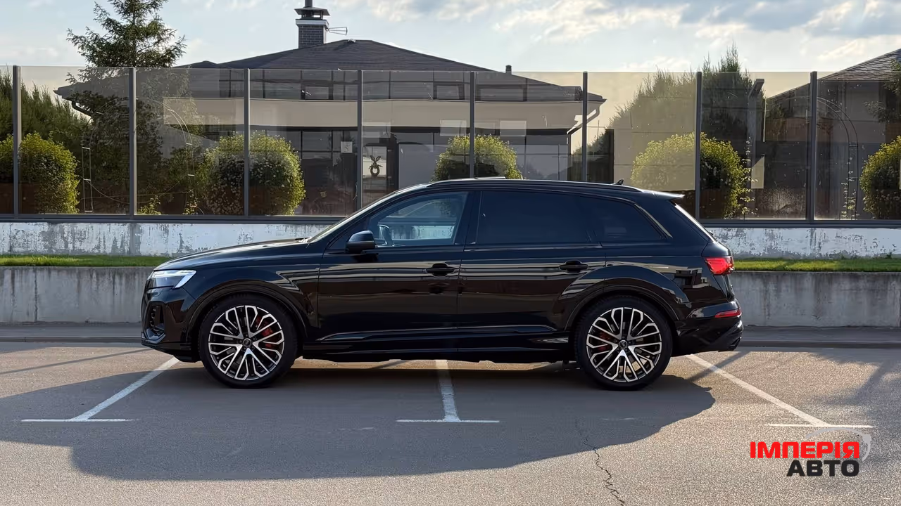 Audi SQ7 - фото 5