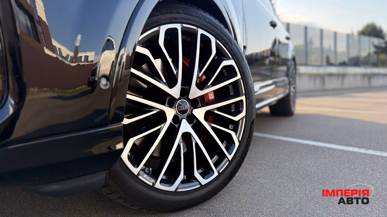 Audi SQ7 - фото 37