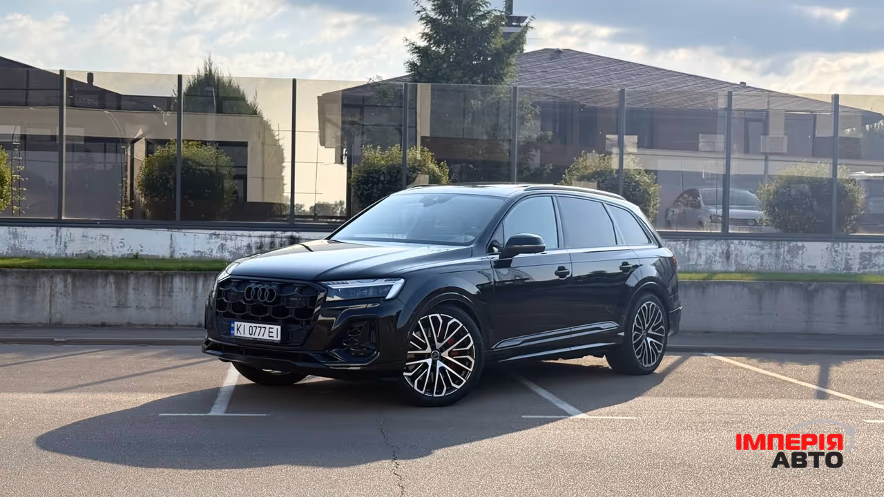 Audi SQ7 - фото 1