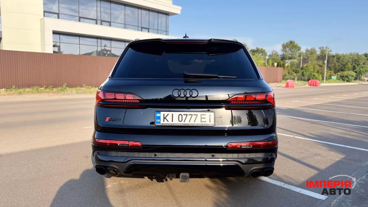 Audi SQ7 - фото 14