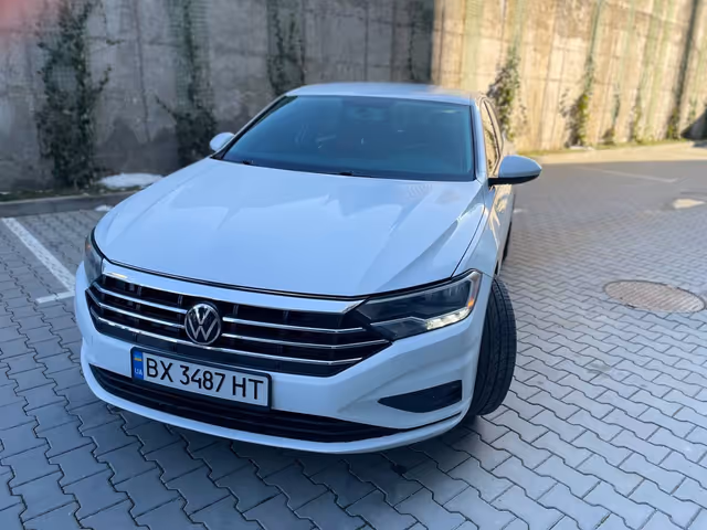 Volkswagen Jetta - фото 3