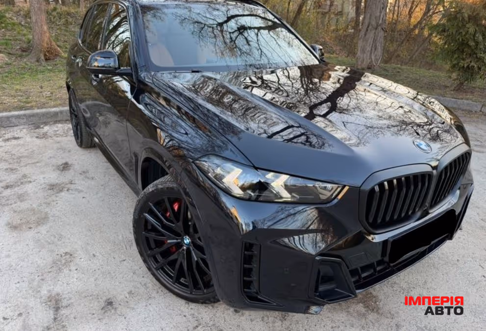 BMW X5 - фото 1