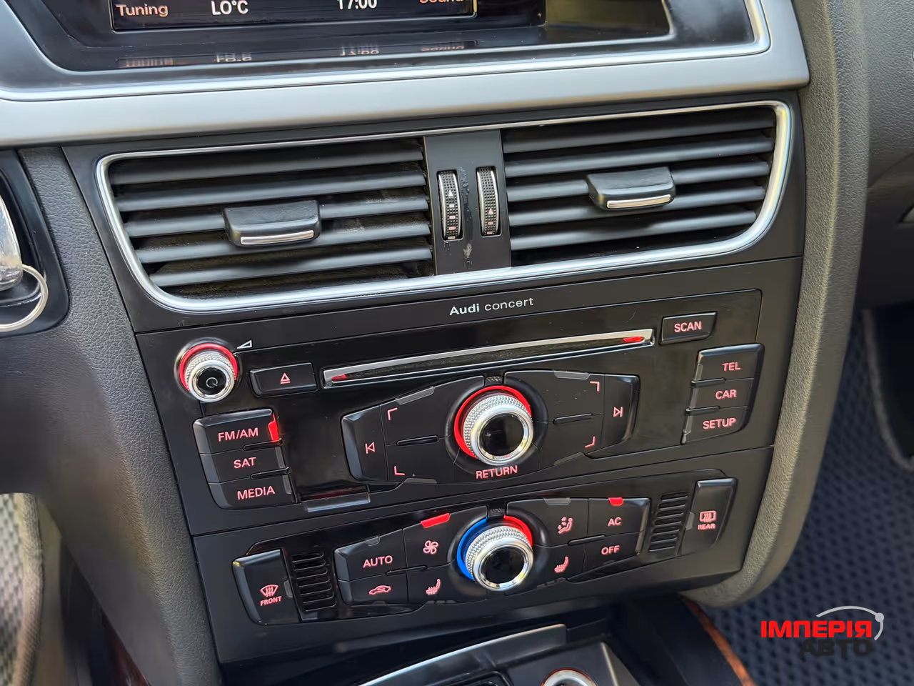 Audi A4 - фото 51