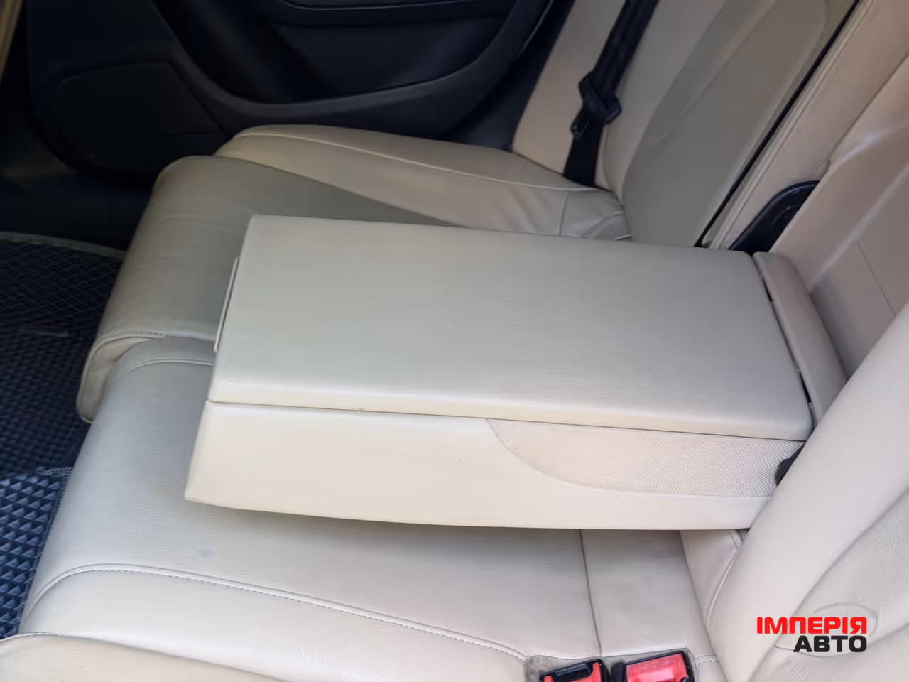 Audi A4 - фото 59