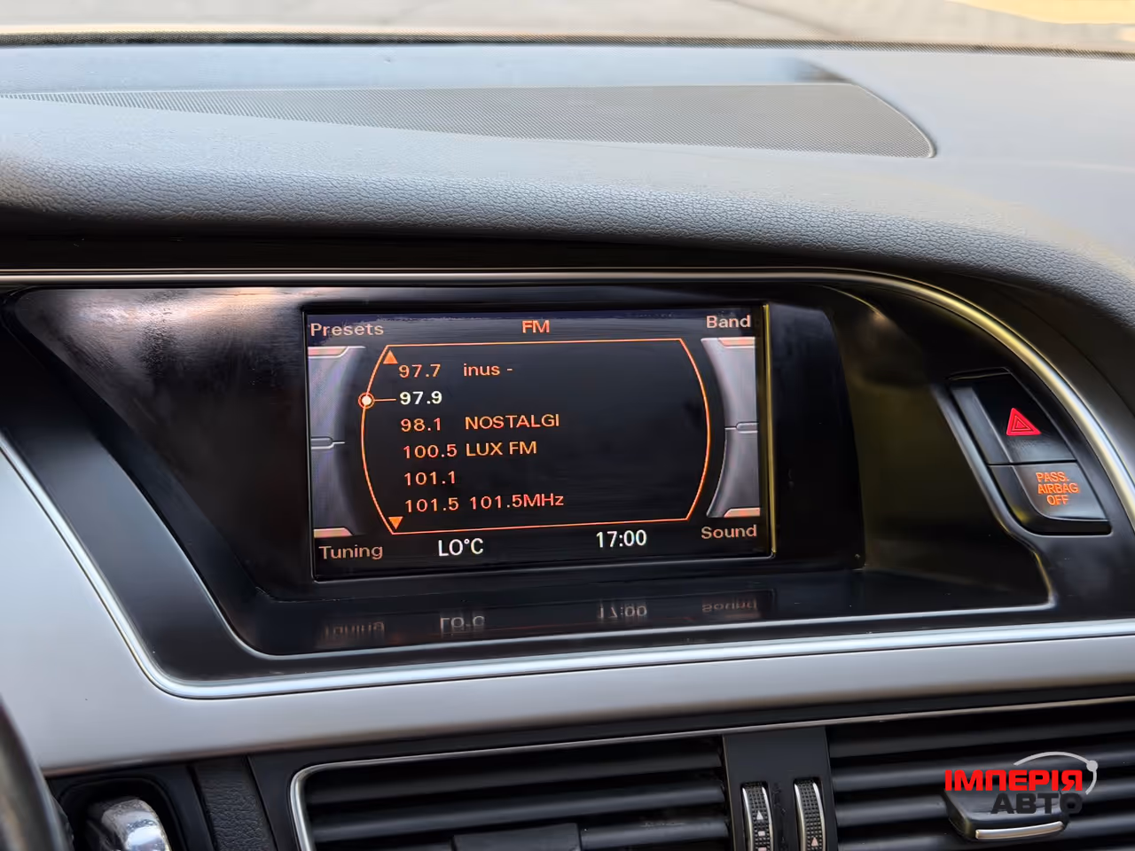 Audi A4 - фото 46