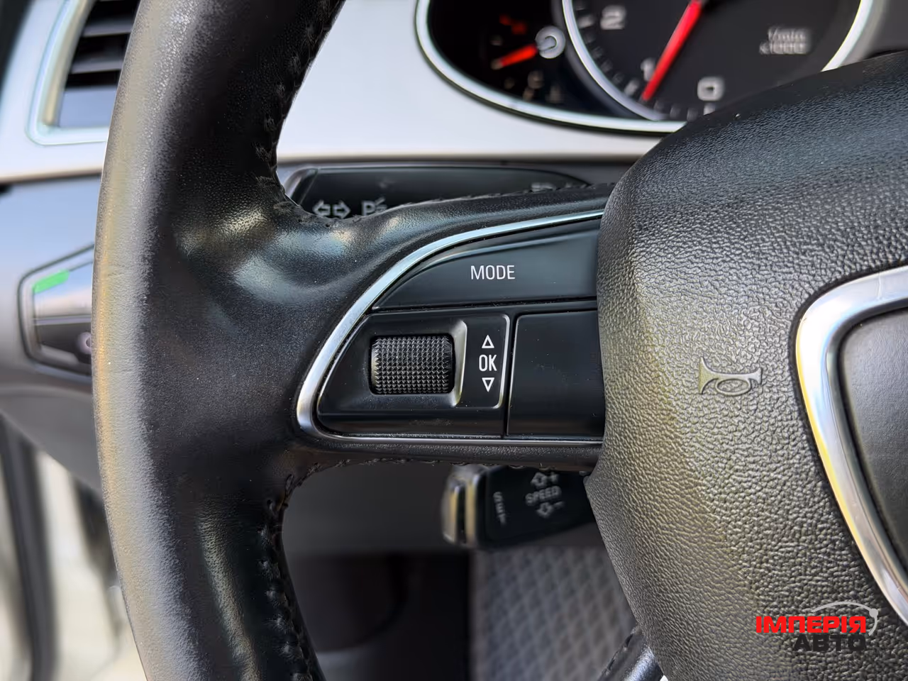 Audi A4 - фото 45