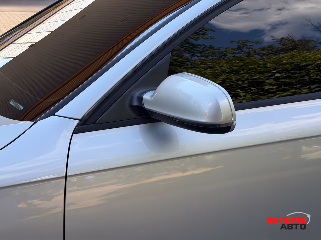 Audi A4 - фото 19