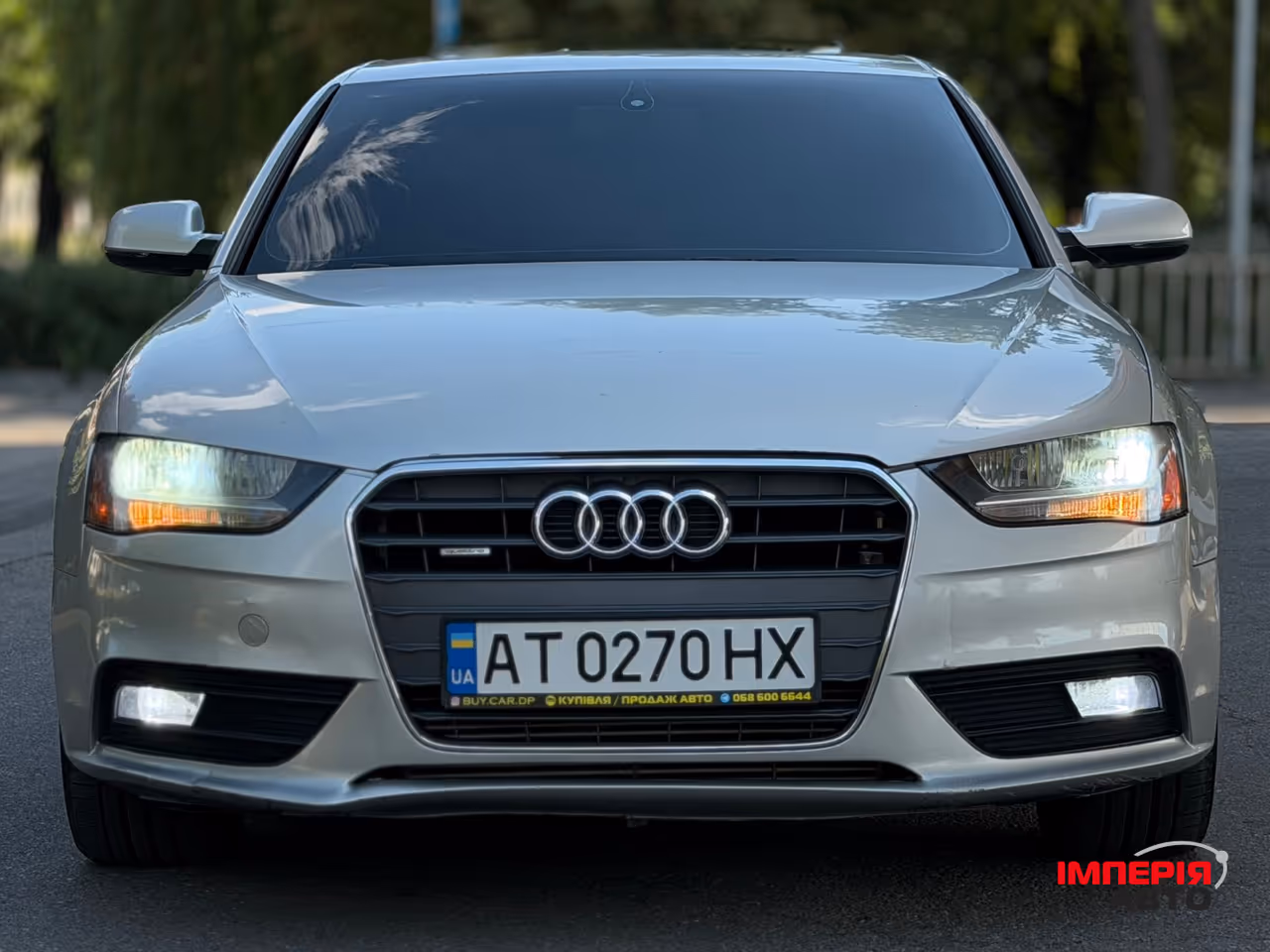 Audi A4 - фото 8