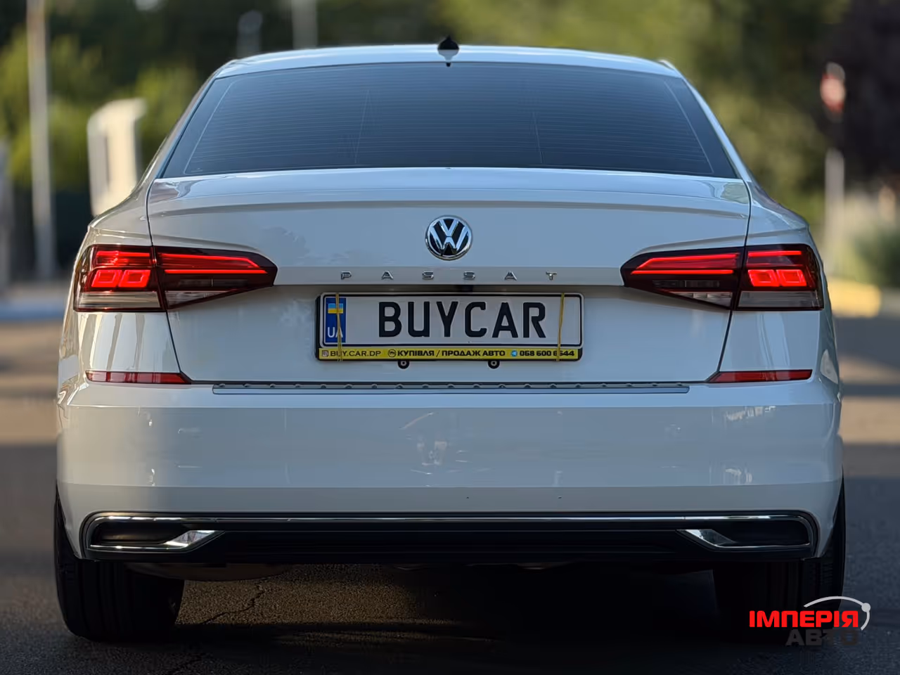 Volkswagen Passat - фото 4