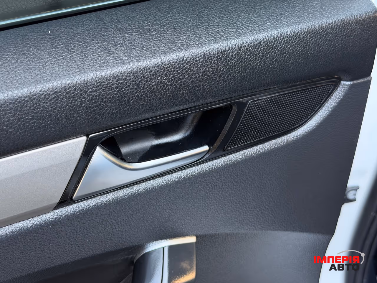 Volkswagen Passat - фото 54