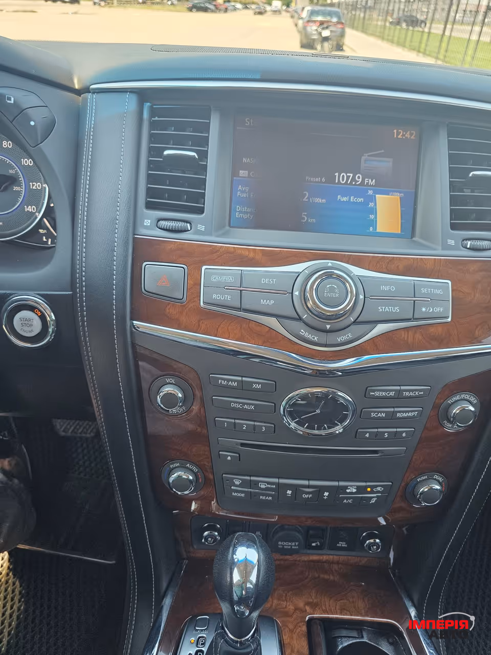 Infiniti QX80 - фото 24