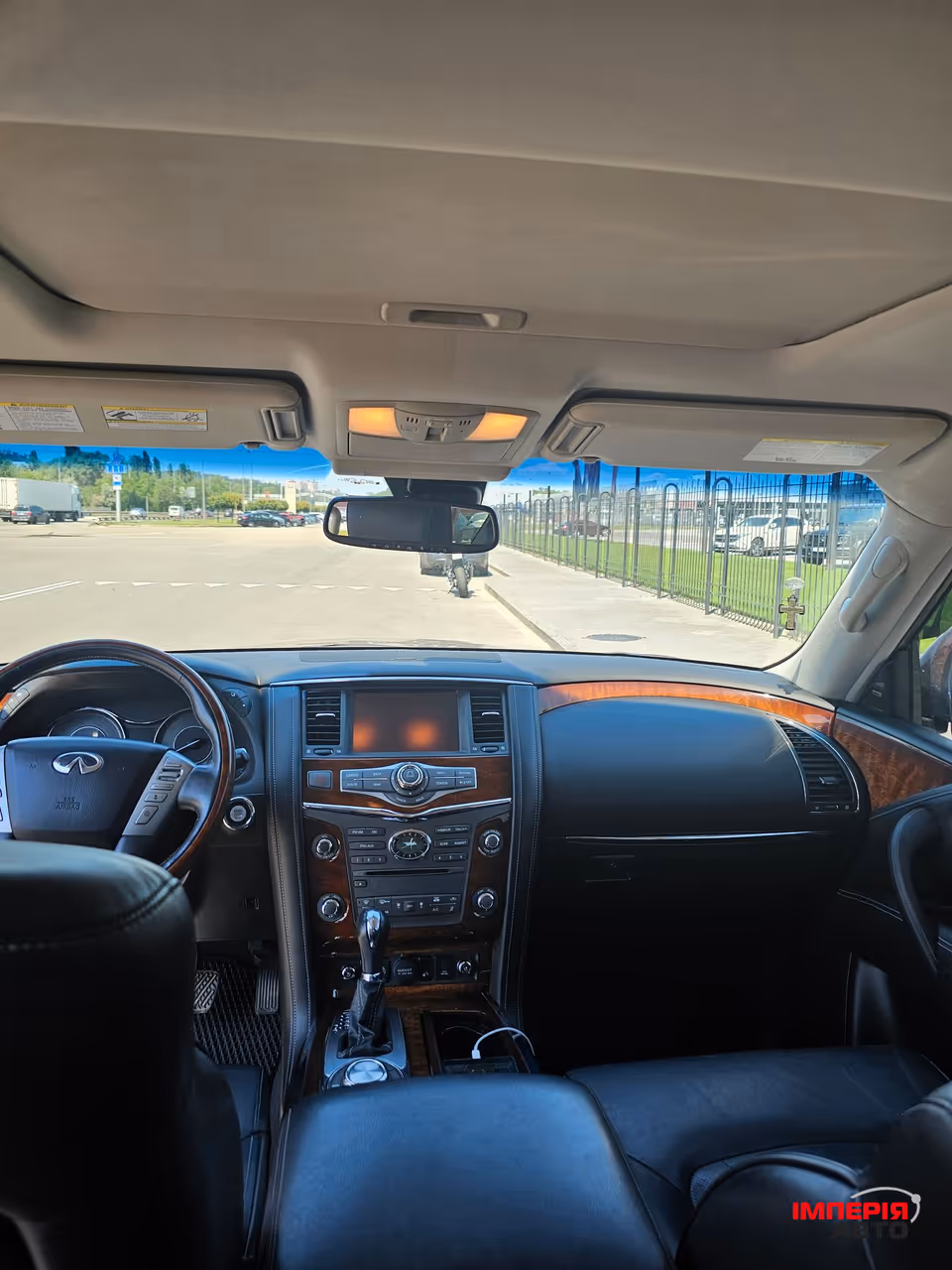 Infiniti QX80 - фото 25