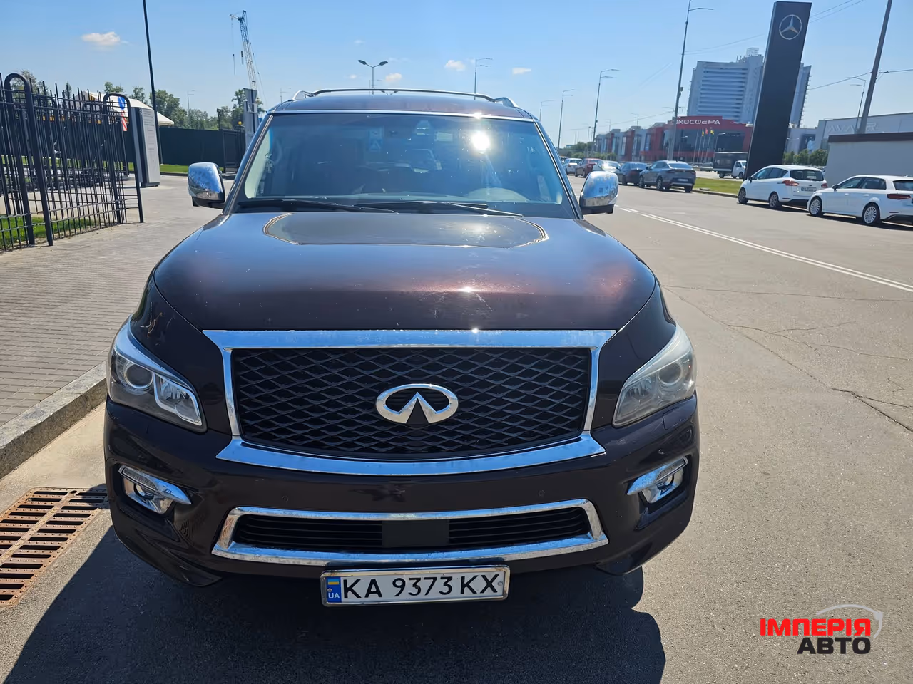 Infiniti QX80 - фото 2