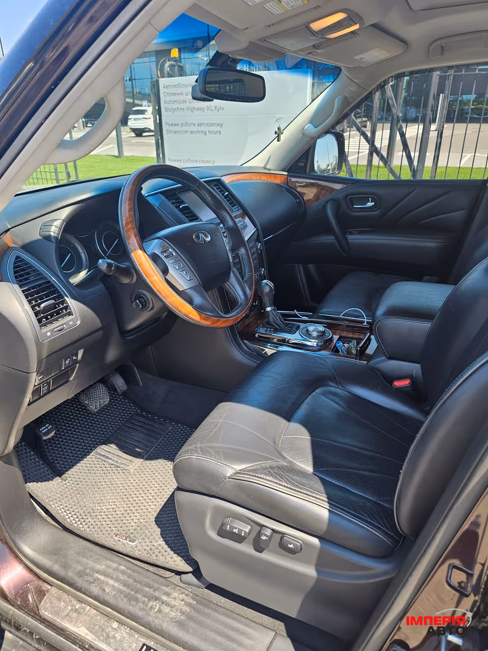 Infiniti QX80 - фото 30