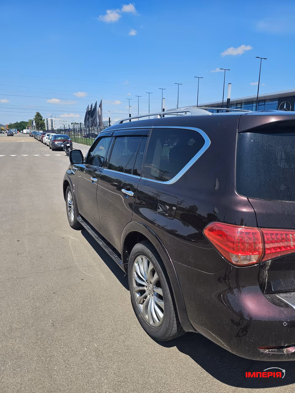 Infiniti QX80 - фото 7