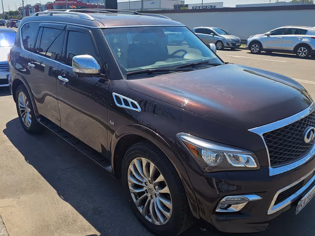 Infiniti QX80 - фото 1