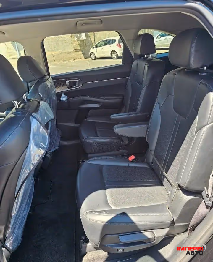 Kia Sorento - фото 19