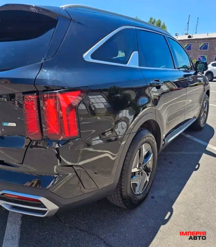 Kia Sorento - фото 15