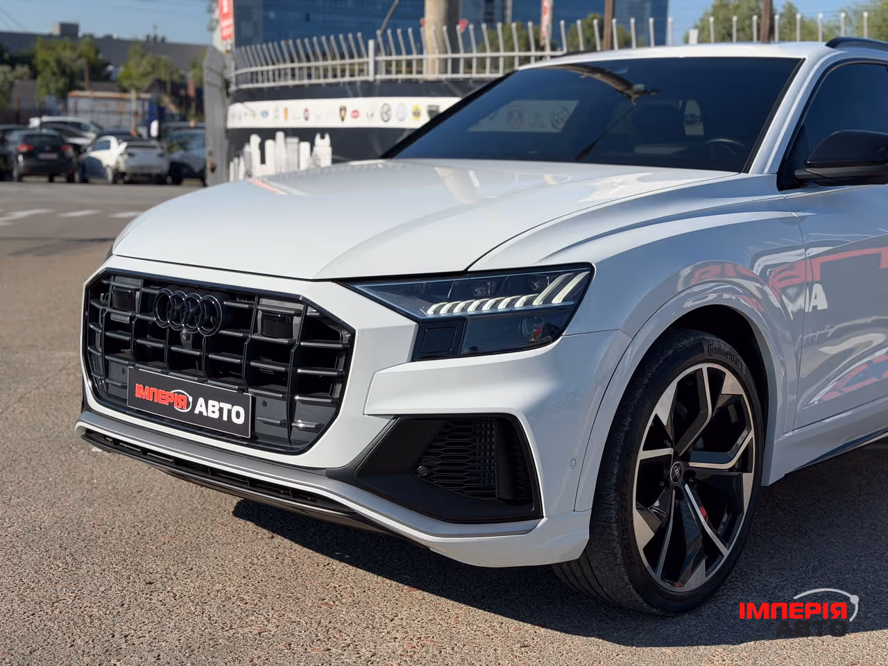 Audi Q8 - фото 4