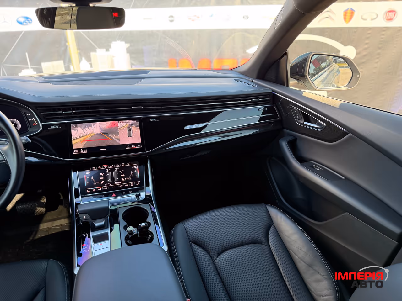 Audi Q8 - фото 13